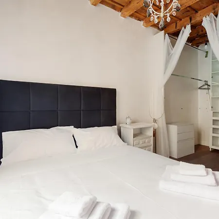 Brera - Castello - Ampio Bilocale Centro Apartament *