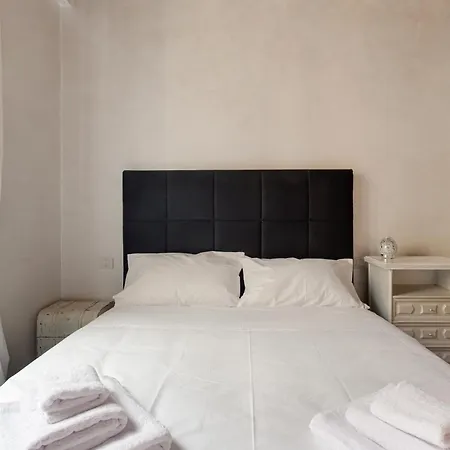Brera - Castello - Ampio Bilocale Centro Apartament Mediolan