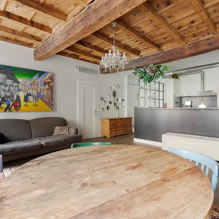 Brera - Castello - Ampio Bilocale Centro Apartment *