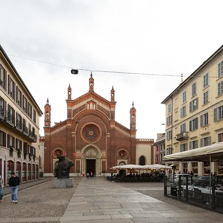 Brera - Castello - Ampio Bilocale Centro 아파트