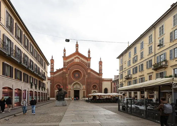 Brera - Castello - Ampio Bilocale Centro 아파트